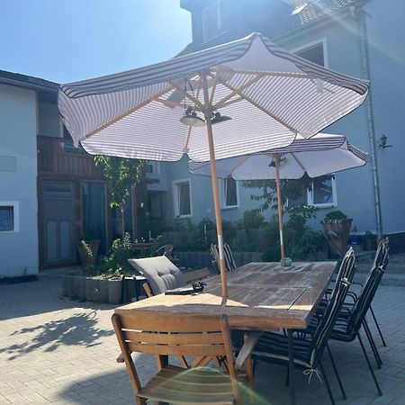 Antike Wohnmoeglichkeit Kurz Und Langfristig 100Qm Erdgeschoss Apartamento Lauchhammer Exterior foto