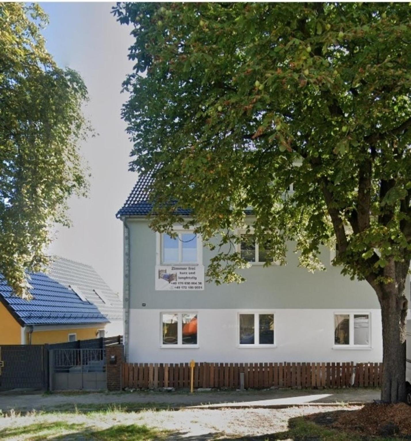 Antike Wohnmoeglichkeit Kurz Und Langfristig 100Qm Erdgeschoss Apartamento Lauchhammer Exterior foto