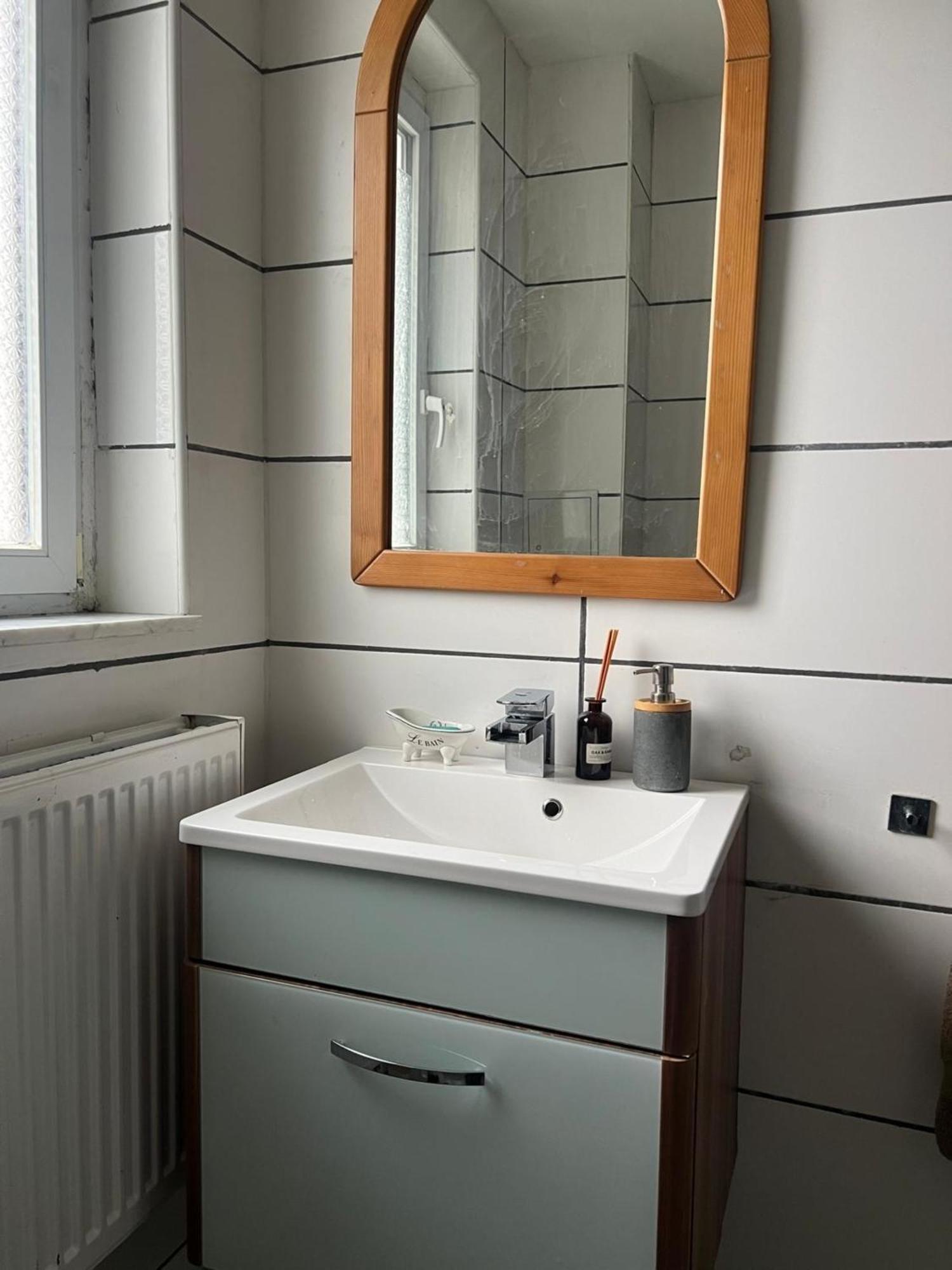 Antike Wohnmoeglichkeit Kurz Und Langfristig 100Qm Erdgeschoss Apartamento Lauchhammer Exterior foto